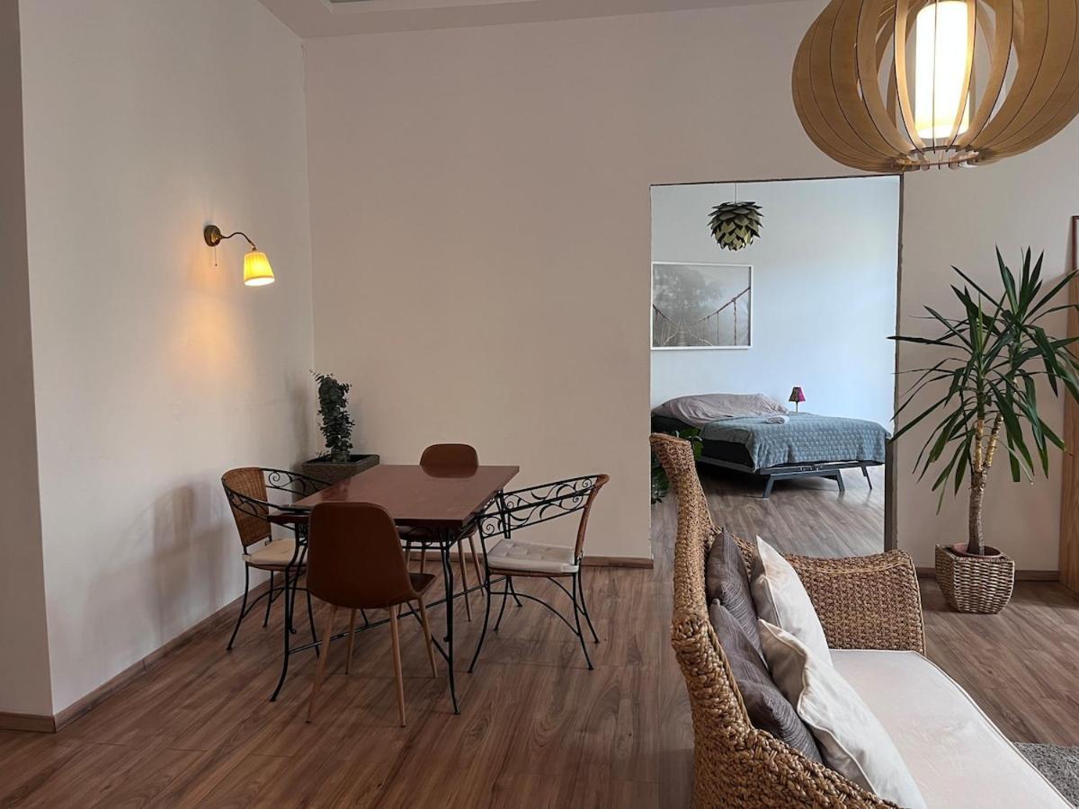 Apartament City